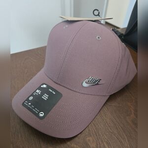 NWT Nike Dri-FIT Club Structured Metal Logo Unisex Cap, Size M/L